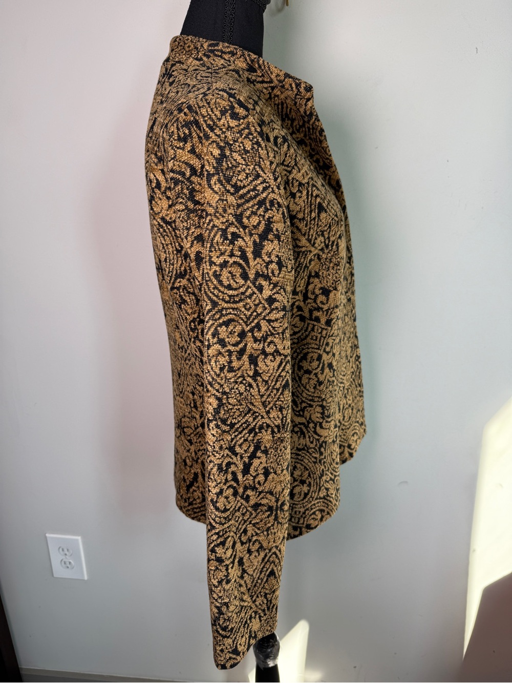 Coldwater Creek Baroque Tapestry Jacquard Blazer Gold Black Dark Academia Sz 10 - Picture 4 of 9